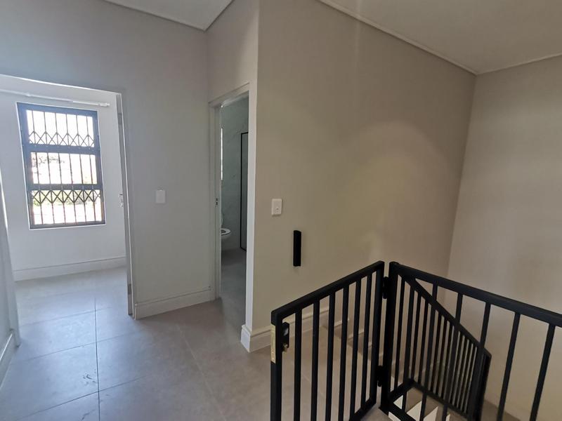 To Let 3 Bedroom Property for Rent in Goodwood Central Western Cape